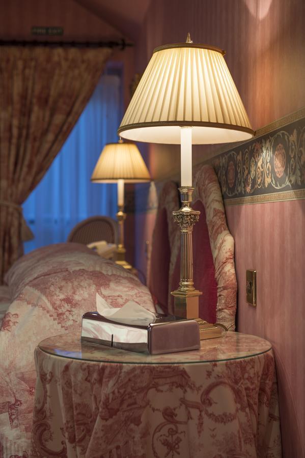 Regency Hotel 더글러스 외부 사진